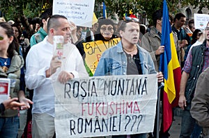 People protesting in Bucharest